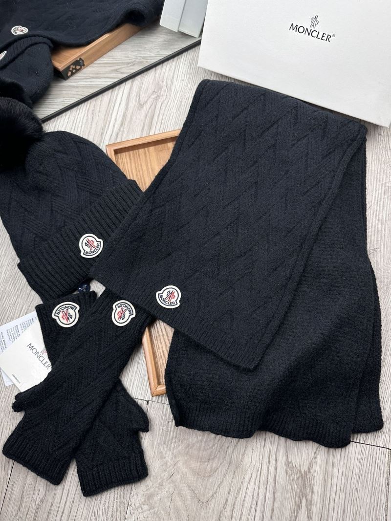 Moncler Caps Scarfs